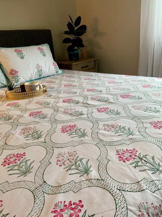 Aarna Jaal Block Printed Cotton Bed Sheet- KING