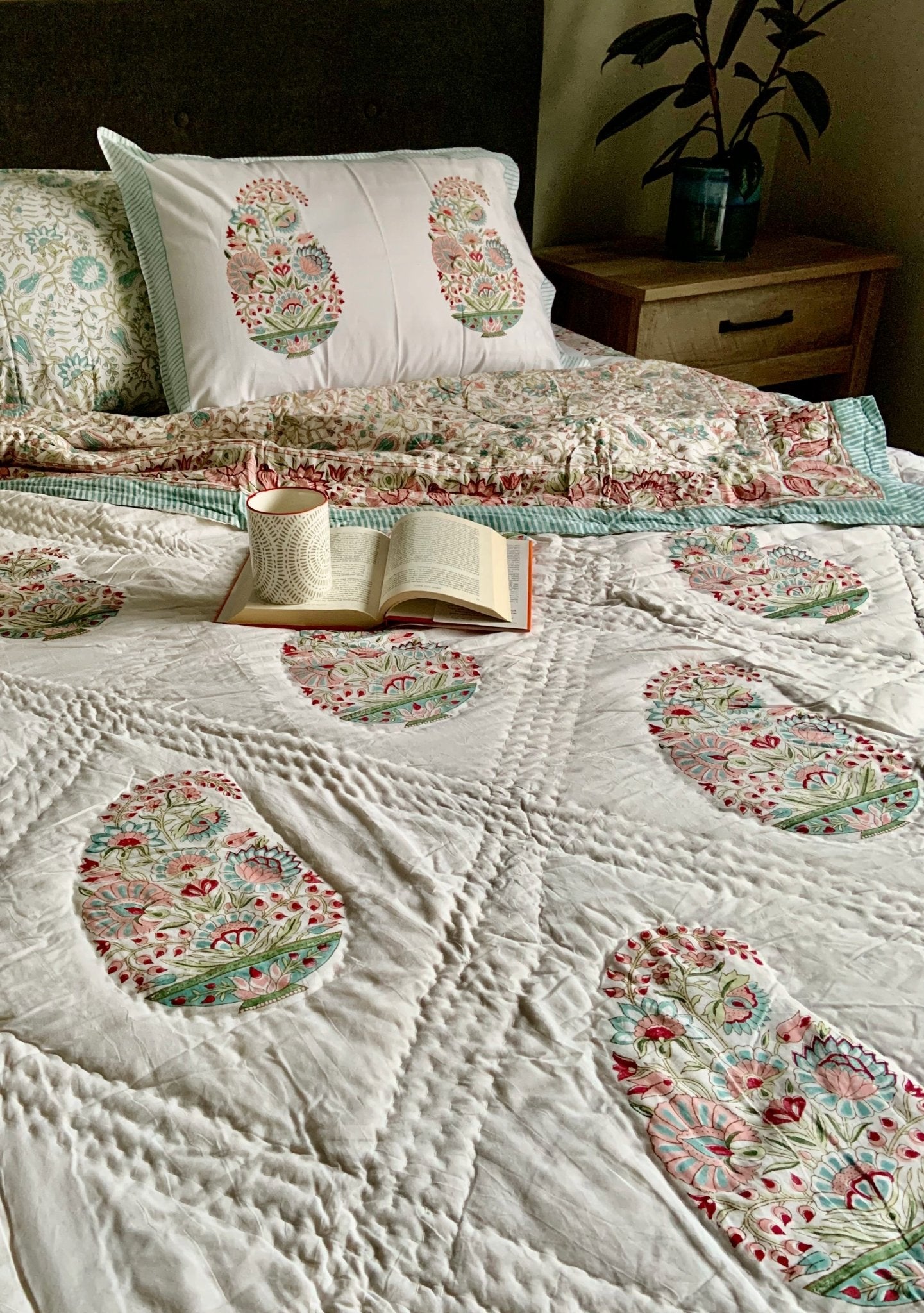 Arlene Reversible Block Printed Cotton Quilt - KING/ QUEEN