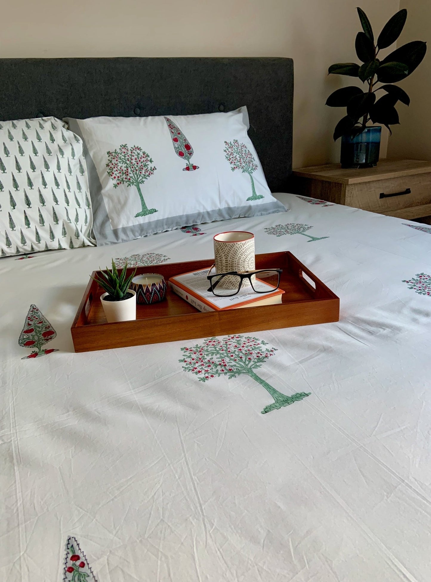 Triya Block Printed Cotton Bed Sheet- QUEEN