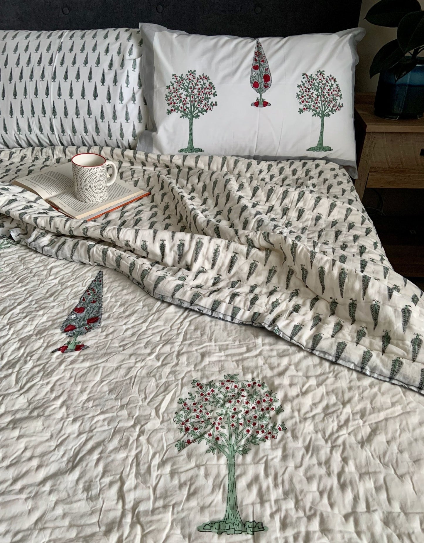 Triya Reversible Block Printed Cotton Quilt - KING/ QUEEN